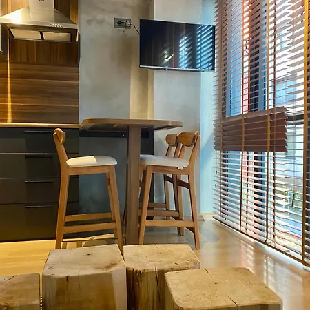 Bloknoi Apartment *